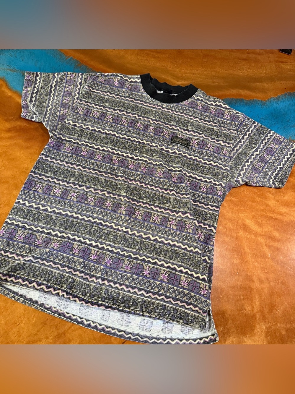 Vtg 90s Local Motion Hawaii All Over Tribal Print T-Shirt XL Surf Skate Grunge